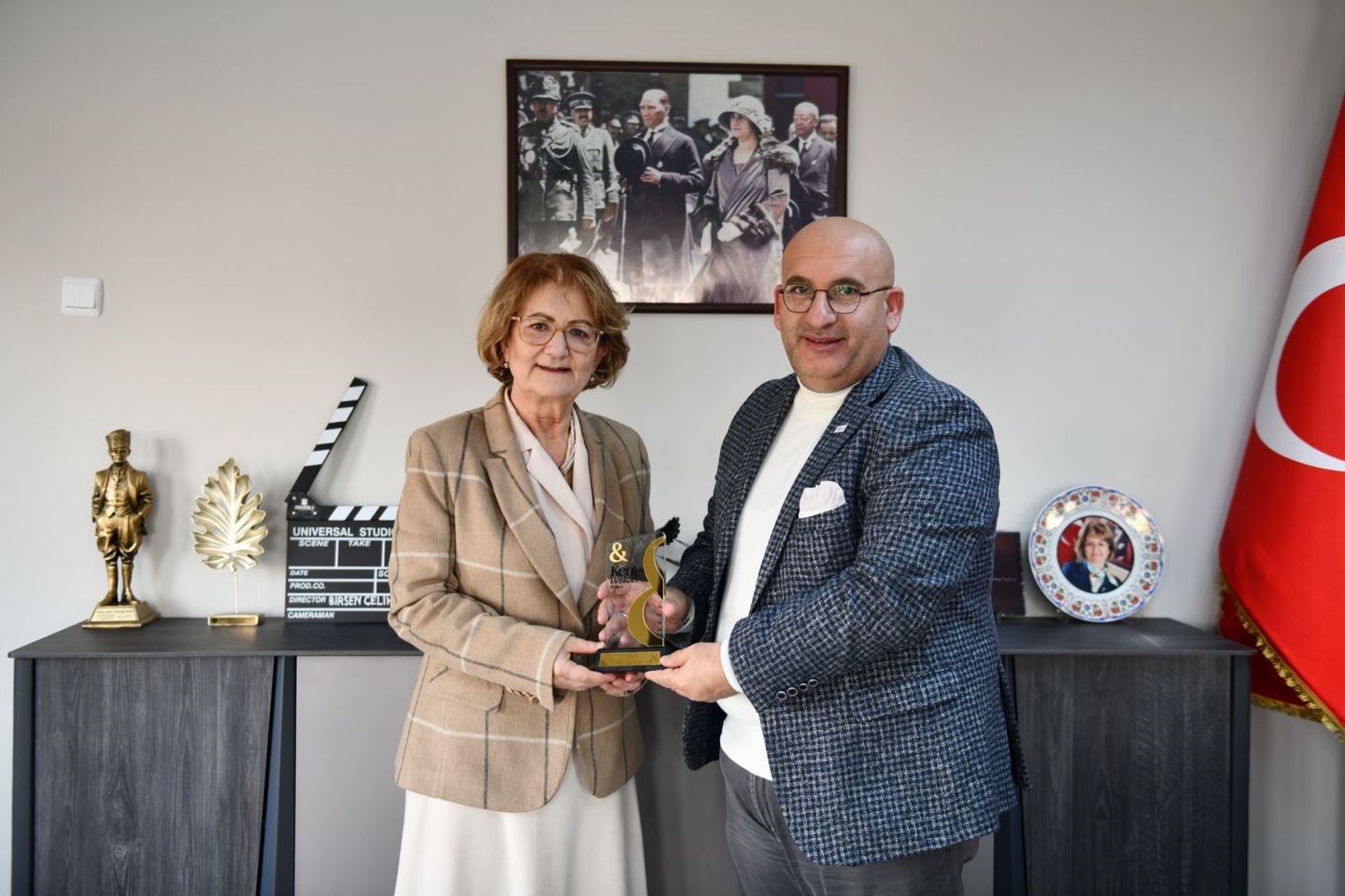 Birsen Çelik’e ’Yılın En Başarılı Belediye Başkanı’ ödülü