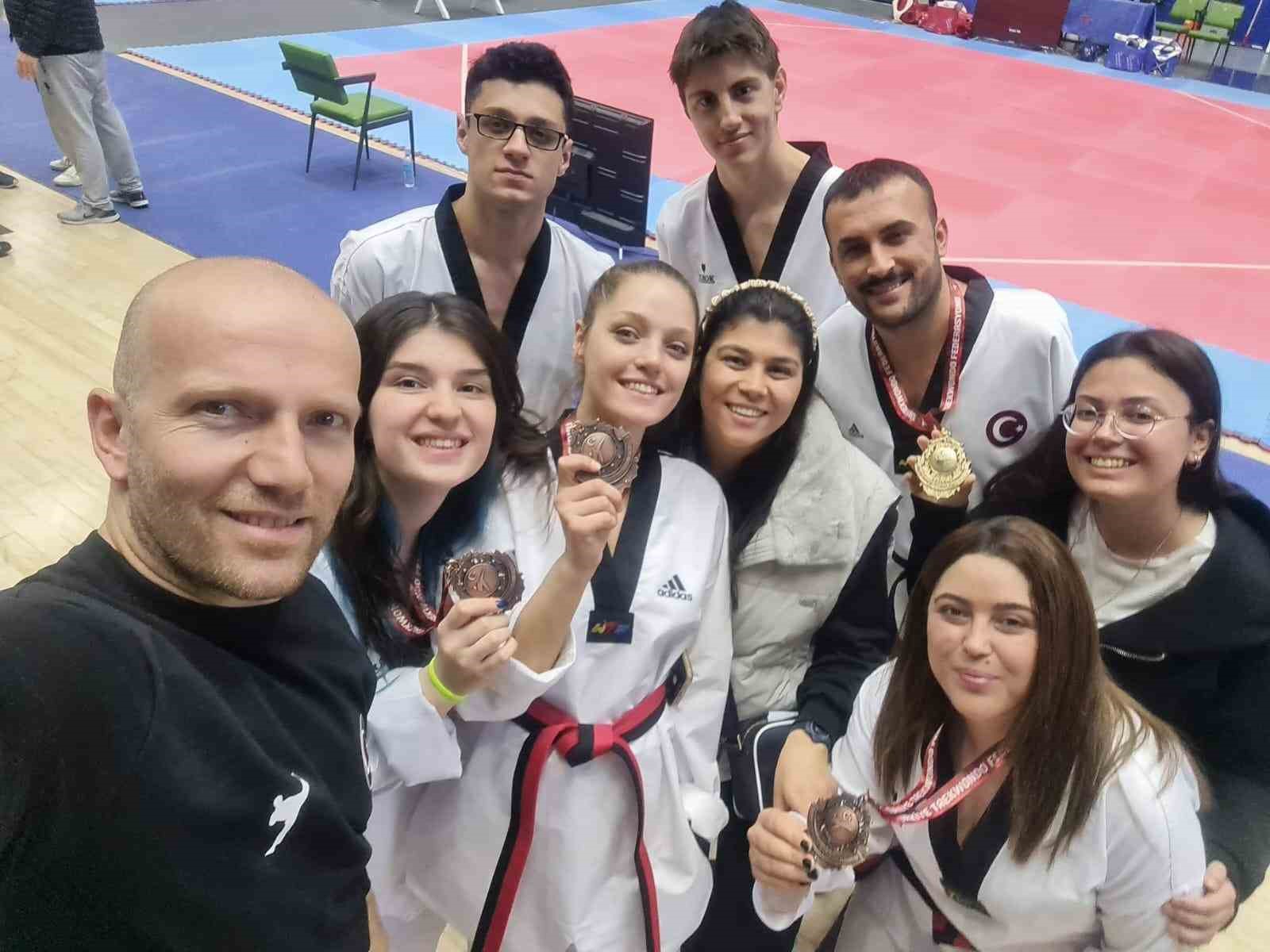 Denizli’ye 4 madalya getiren sporcular gözünü olimpiyatlara dikti