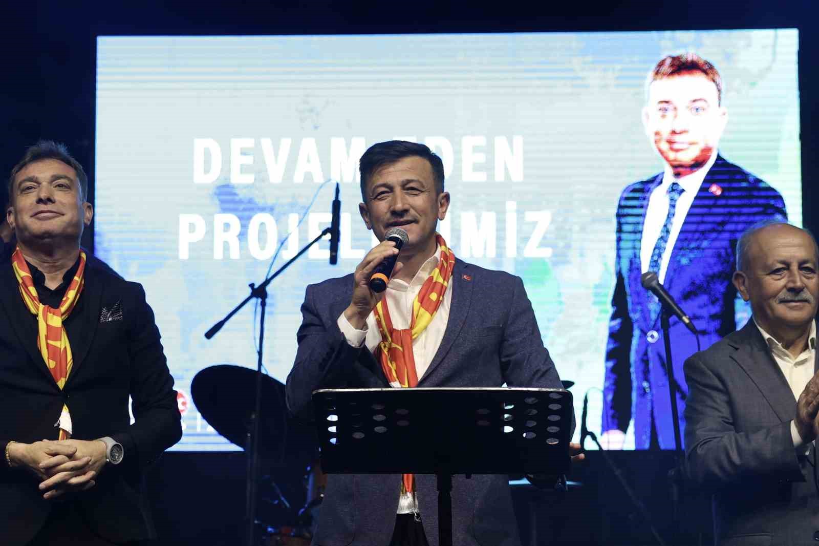 Hamza Dağ: “İzmir’i Atatürk’ün hayalindeki gibi yapmak istiyoruz”