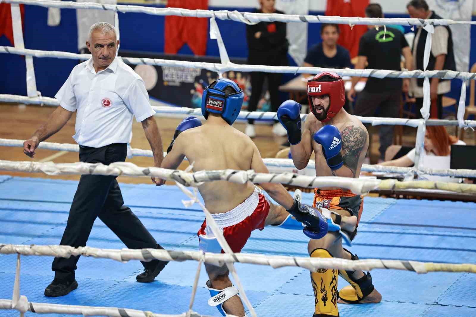 Sarayköy’de kick boks heyecanı yaşanacak