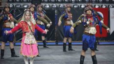 Halk oyunlarında Anadolu’nun renkleri Denizli’de buluşuyor