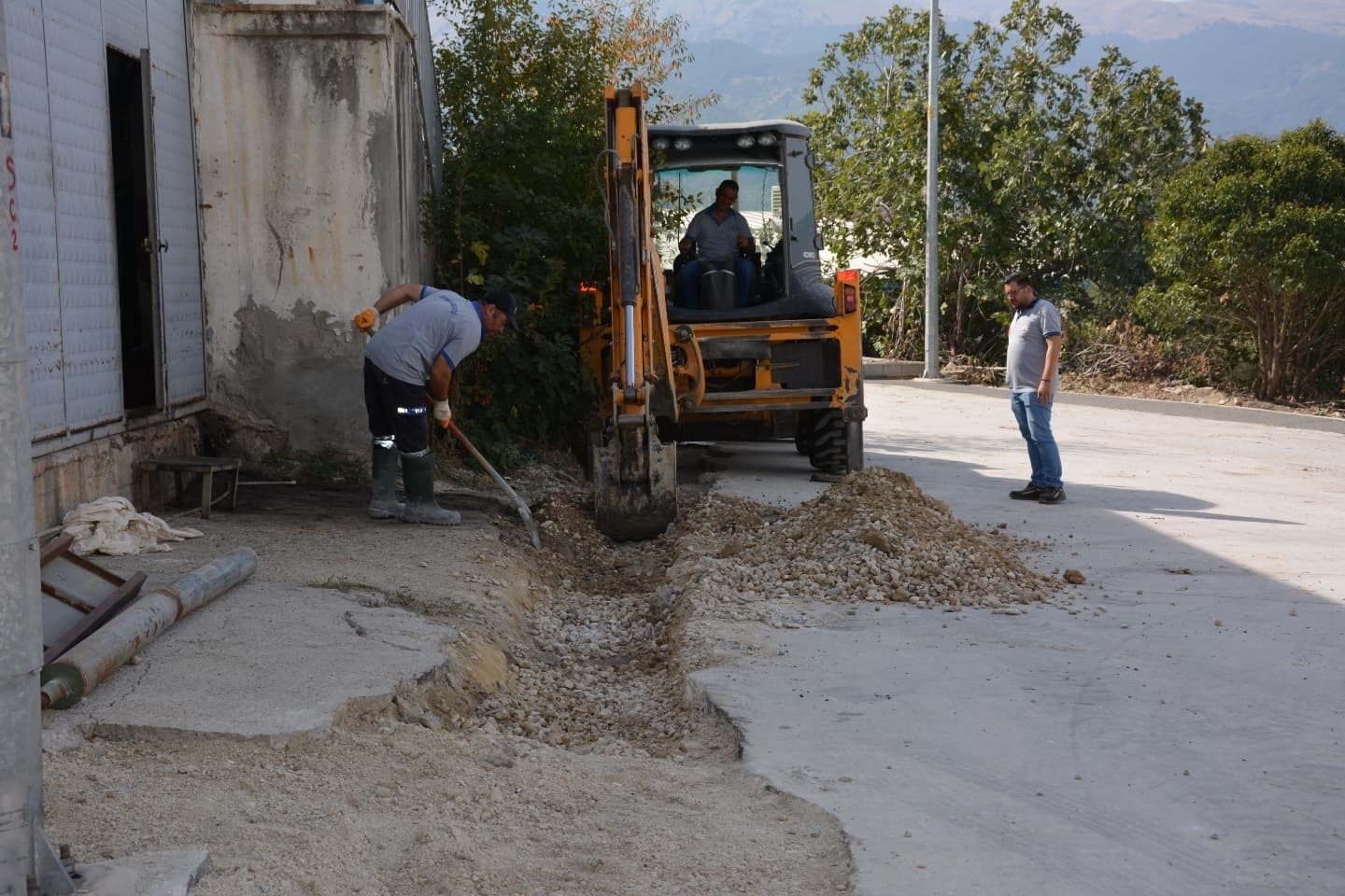 Babadağ Sanayi Bölgesinde Altyapı ve Yol Çalışmaları