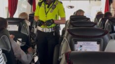 Polis vatandaşlara güvenli yolculuğu anlattı